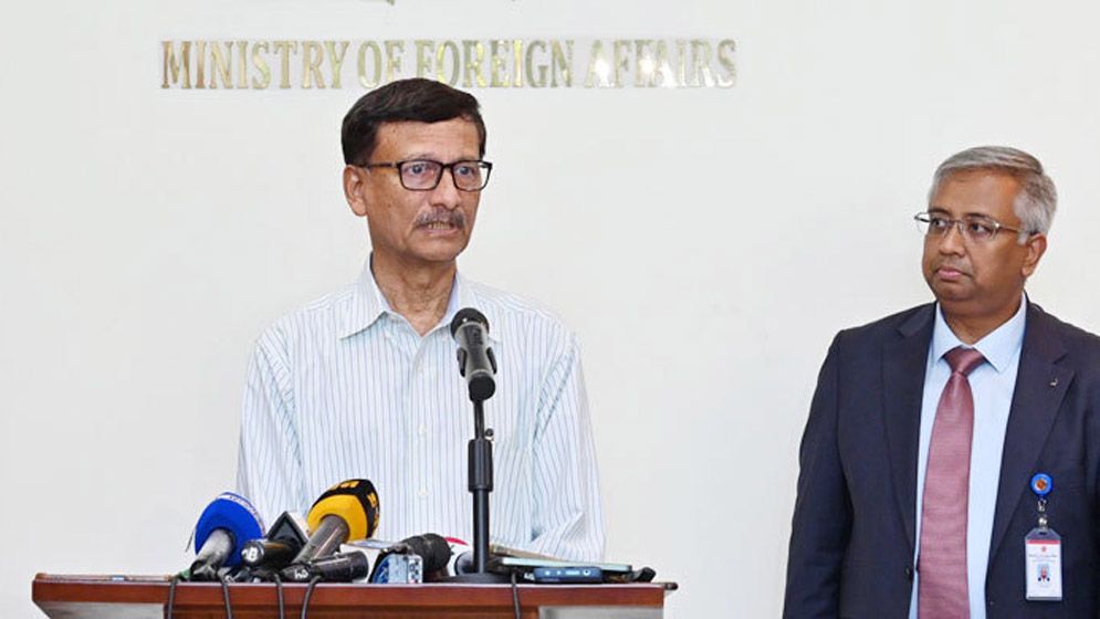 ভারতের সঙ্গে সম্পর্ক ‘পুনর্বিন্যাসের’ পর্যায়ে: পররাষ্ট্র উপদেষ্টা