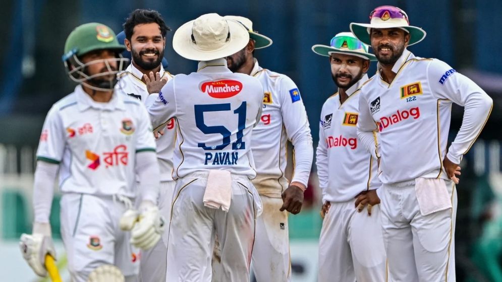 ৩৪ বলে ৪ উইকেট শেষ, ইনিংস ব্যবধানেই হারল বাংলাদেশ