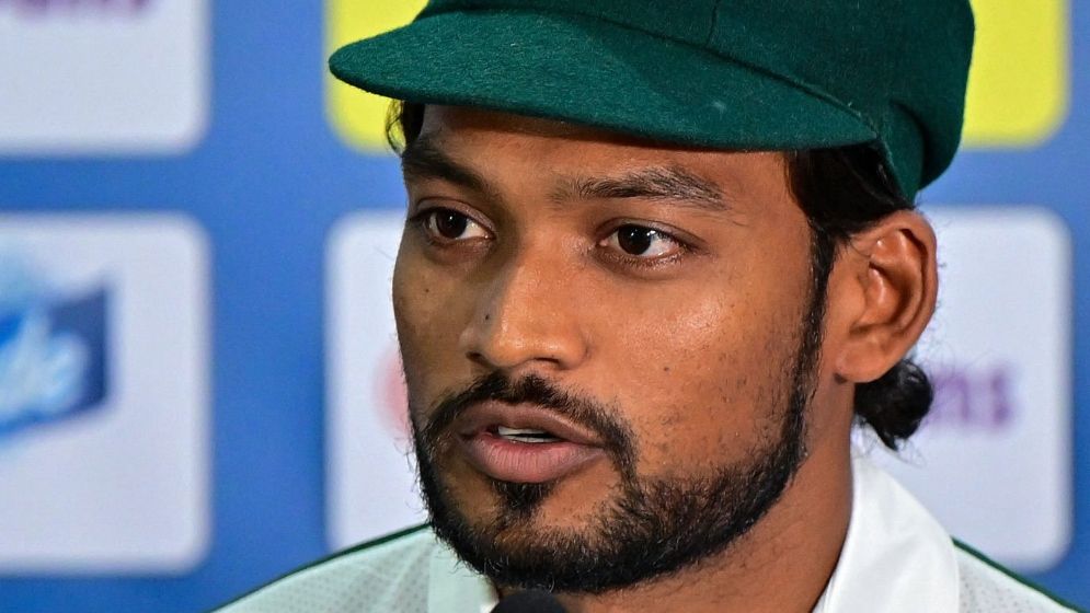 টেস্টের অধিনায়কত্বও ছেড়ে দিলেন শান্ত