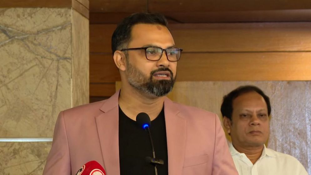 ফেব্রুয়ারিতেই হবে জাতীয় নির্বাচন: আমিনুল হক