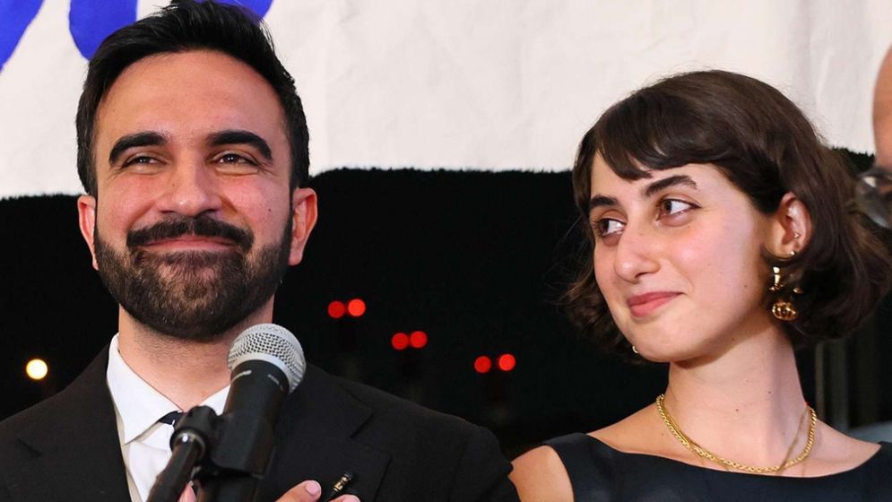 এবার আলোচনায় নিউইয়র্কের মেয়রপ্রার্থী জোহরানের স্ত্রী রামা