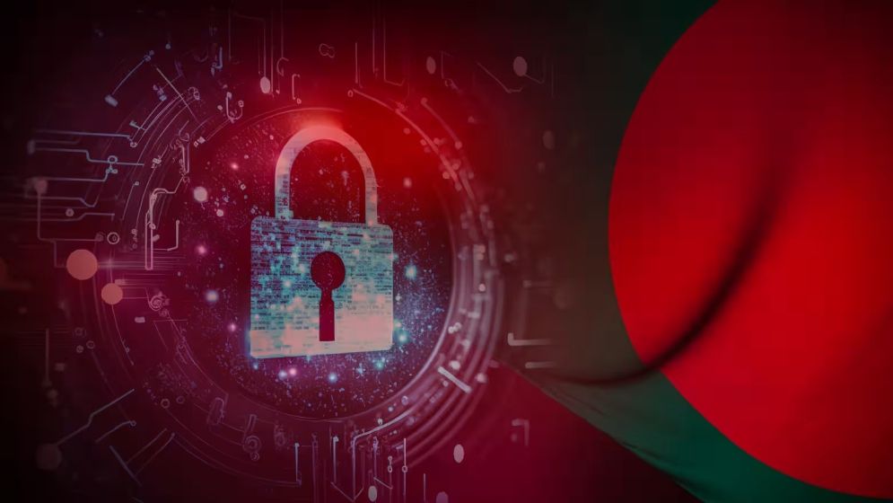 অদৃশ্য যুদ্ধের ছায়া