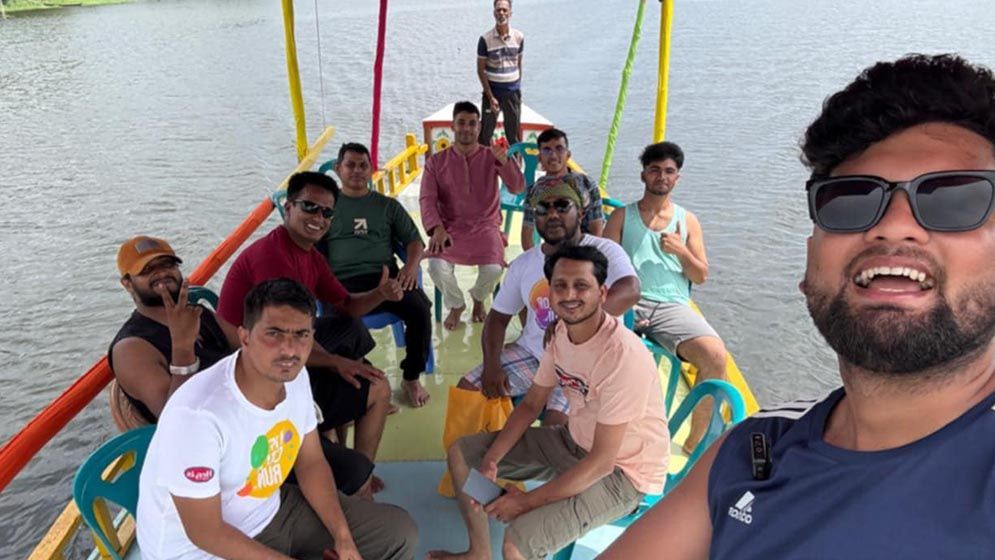 বেলাই বিলে যুগান্তর স্বজনদের আনন্দোচ্ছ্বাস