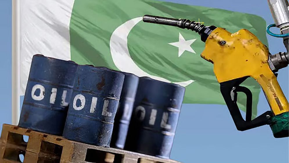 জ্বালানি তেলের দাম বাড়াল পাকিস্তান
