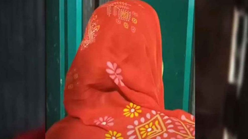 সন্দেহভাজনরা এলাকাছাড়া, বাড়ি ছাড়লেন সেই নারীও