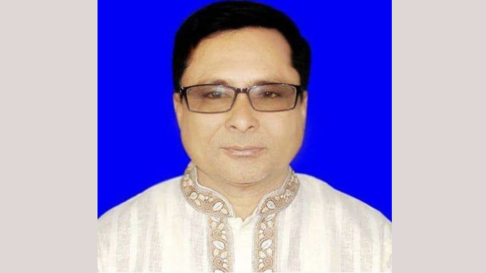 কেশবপুরে সাবেক মেয়রকে ধরে পুলিশে দিলেন ছাত্র ও যুবকরা