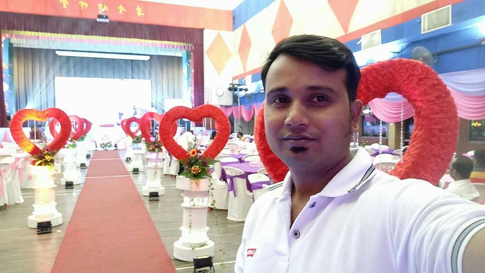 ইউনিয়ন পরিষদের কক্ষে ব্যবসায়ীকে কুপিয়ে হত্যা