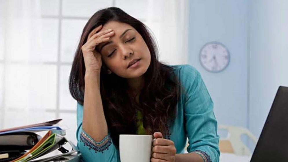 মাইগ্রেনের অসহ্য ব্যথা? দ্রুত উপশমে যা করবেন