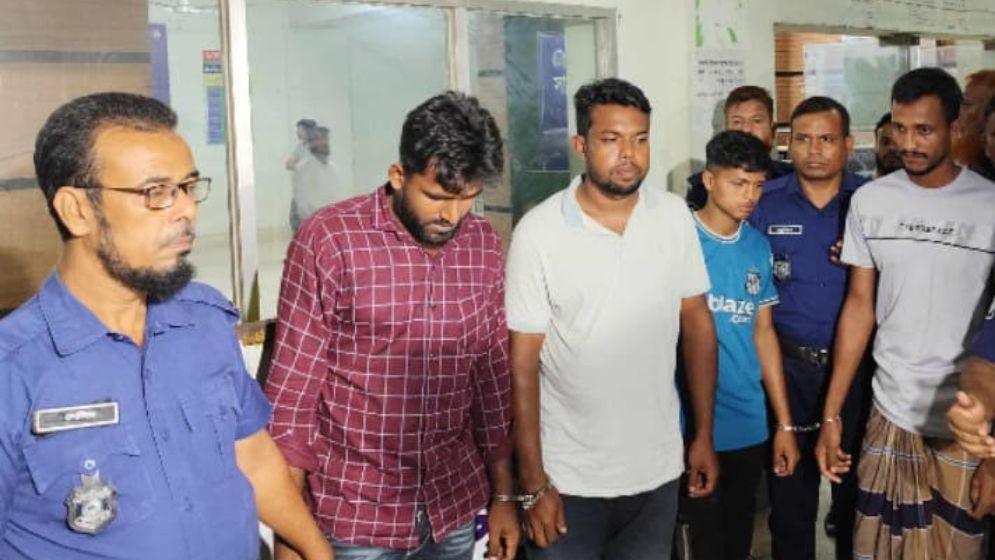 মুরাদনগরকাণ্ড: ভিডিও ছড়িয়ে দেওয়ার ঘটনায় ৪ আসামির ৩ দিনের রিমান্ড