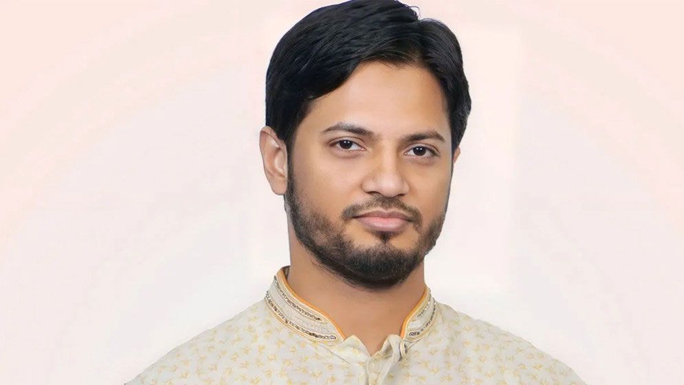 ‘লজ্জায় মাথা নিচু করে থাকলাম, কিছুই বলতে পারলাম না’