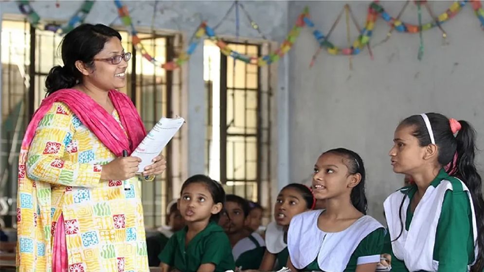১ লাখ শিক্ষক নিয়োগের আবেদন প্রক্রিয়া ফের শুরু