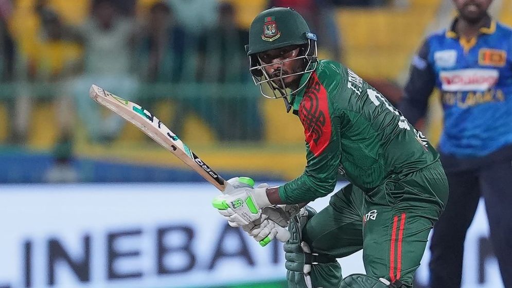 আগের ম্যাচে ফিফটি করা তামিম এবার ফিরলেন শুরুতেই