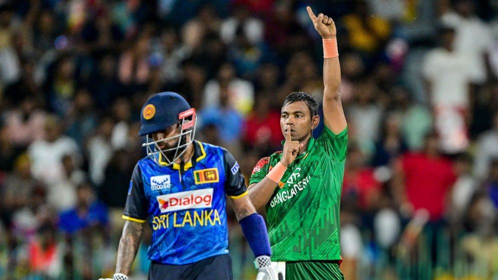 লঙ্কানদের চেপে ধরেছে বাংলাদেশ