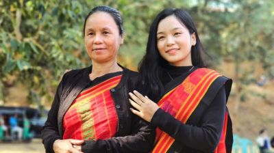 বাবা-ভাই না ফেরার দেশে, ঋতুপর্ণার মা লড়ছেন ক্যানসারের সঙ্গে