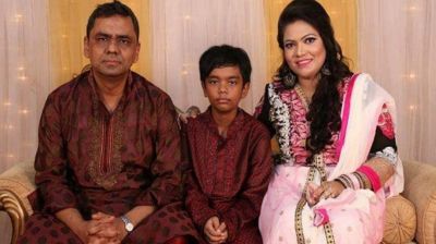 বাবার জন্য দাবা, ছেলের কথা রাখলেন মা