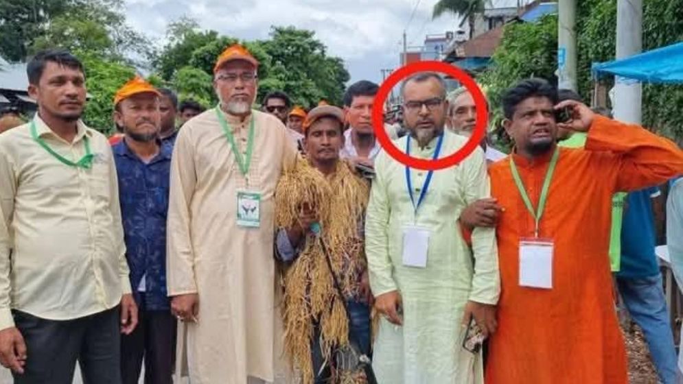 বিএনপির কাউন্সিলে আওয়ামী নেতারা, তৃণমূলে ক্ষোভ