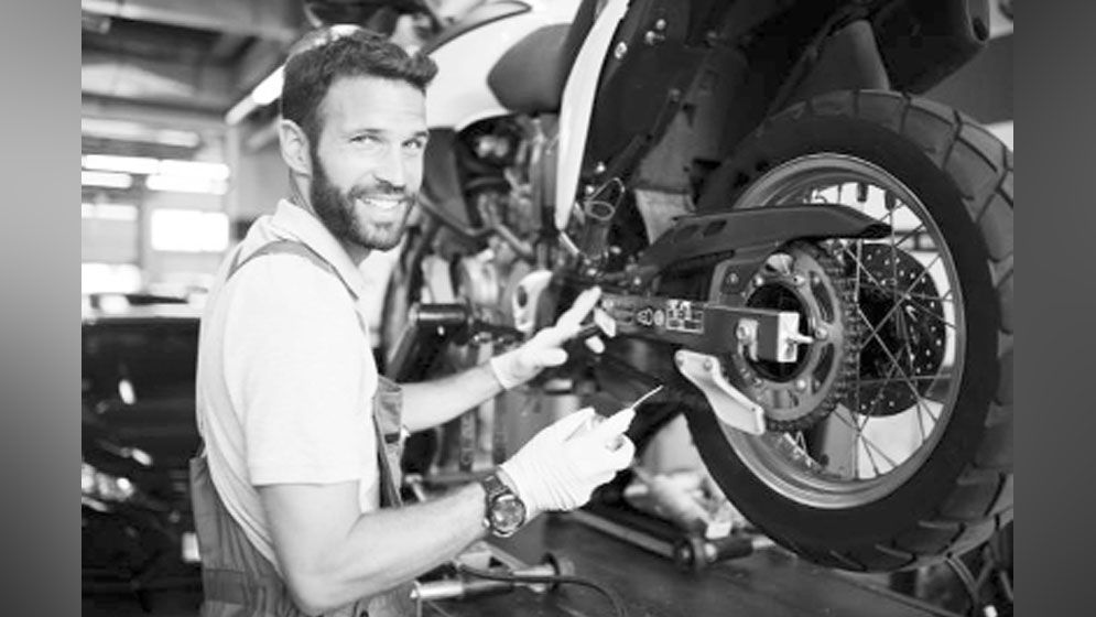 বাইকের দীর্ঘস্থায়িত্ব রক্ষায় যত্ন-আত্তি