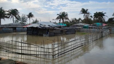 উখিয়া-টেকনাফে পানিবন্দি ৬০ হাজার পরিবার