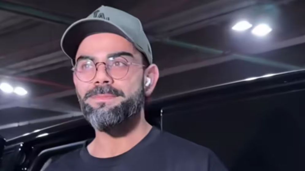 দাঁড়িতে নিয়মিত রঙ করাতে হয়, কোহলি তাতেই বুঝছেন সময় হয়ে গেছে