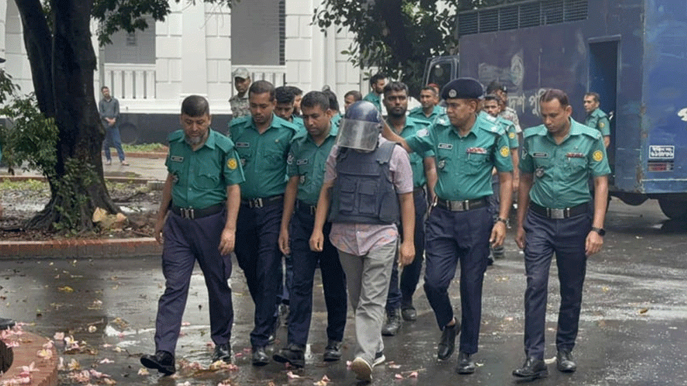 আমি জুলাই হত্যাকাণ্ডের সঙ্গে জড়িত: সাবেক আইজিপি মামুন