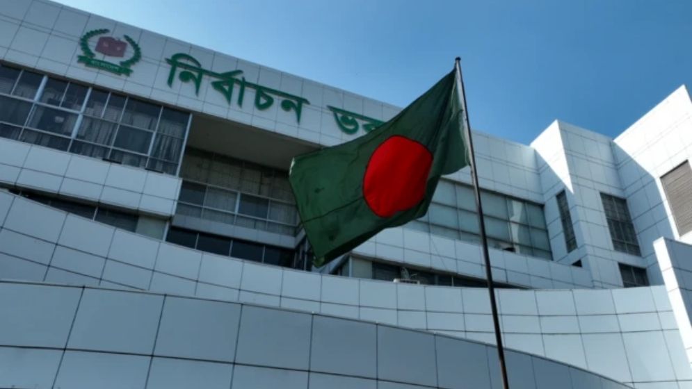 নির্বাচনে অনিয়মকারী কর্মকর্তা পুলিশের সাজা বৃদ্ধির প্রস্তাব