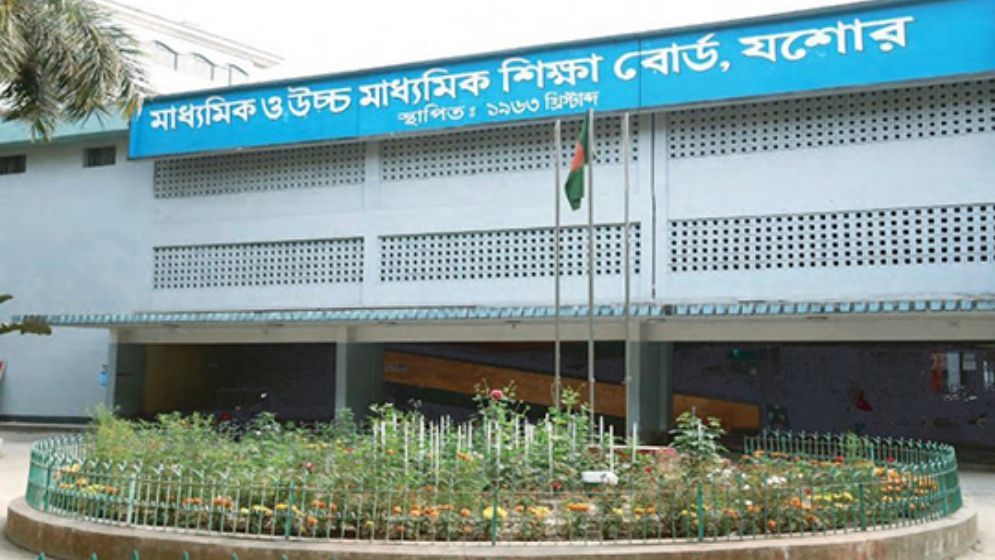 পাশের হারে শীর্ষে যশোর জেলা তলানিতে মেহেরপুর