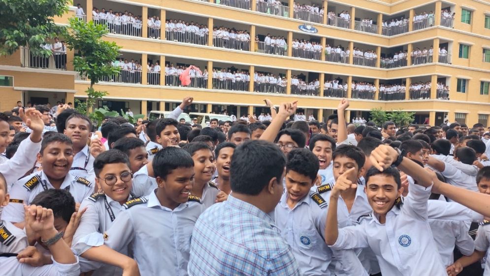 এক স্কুলের ৩২০ পরীক্ষার্থীর সবাই জিপিএ-৫