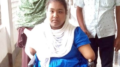 থুতনি দিয়ে লিখে বাজিমাত হাত-পা বিহীন লিতুনের