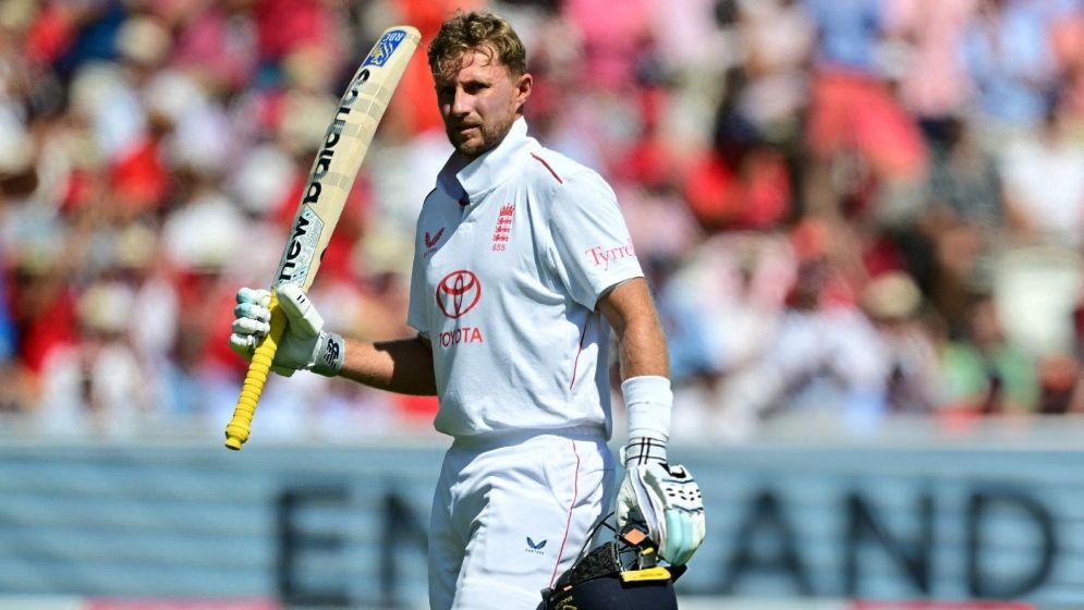 দিনের প্রথম বলেই সেঞ্চুরির কীর্তিতে দ্রাবিড়কে ছাড়িয়ে গেলেন রুট