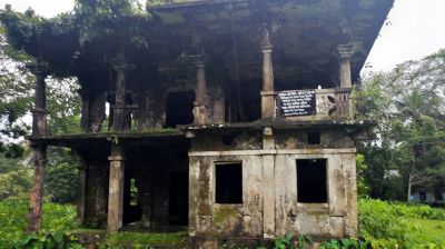 বিলীন হয়ে যাচ্ছে স্মৃতি