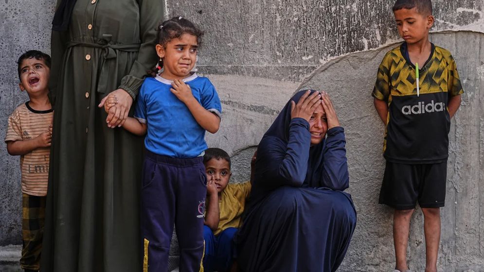 সাবান নেই, পানি নেই, স্বাস্থ্য সংকটে গাজার শিশুরা