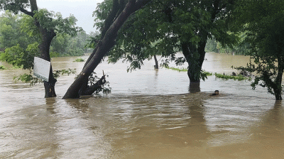 ফেনীতে নতুন নতুন এলাকা প্লাবিত