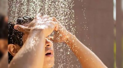 রাতে গোসল করলে কী উপকার