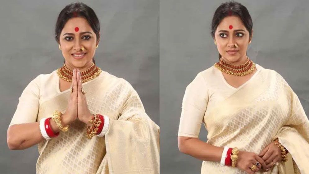 ছেলে এবং তার বন্ধুদের কোন কীর্তি দেখে রেগে যান অঞ্জনা বসু