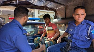 ঘরে ঢুকে প্রবাসীর স্ত্রীকে ধর্ষণচেষ্টা, গ্রামবাসীর হাতে যুবক আটক