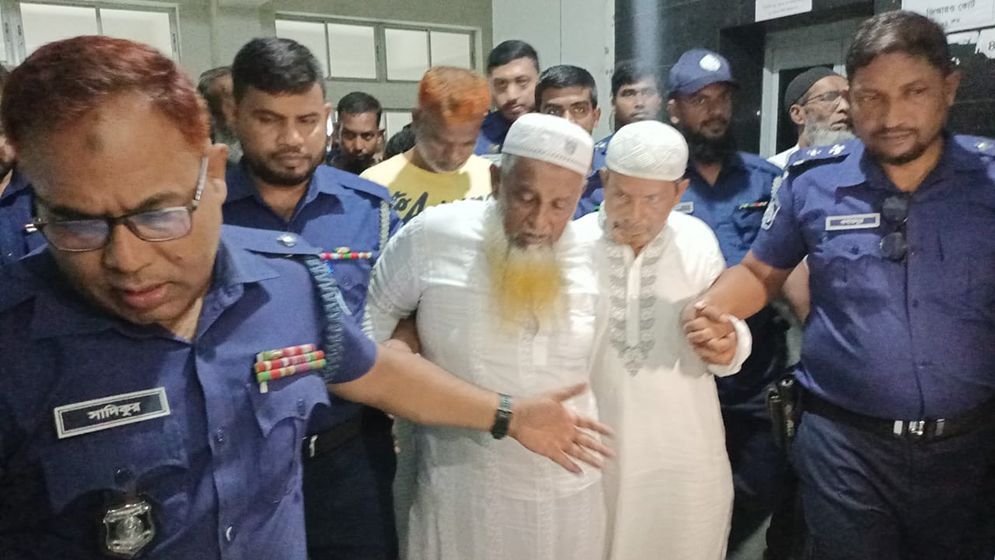 মুরাদনগরে ট্রিপল মার্ডার: রিমান্ডে চাঞ্চল্যকর তথ্য দিয়েছে আসামিরা