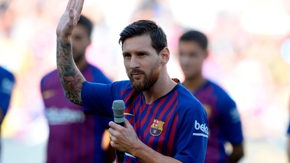 মেসিকে ফেরাতে চায় বার্সা, তবে…