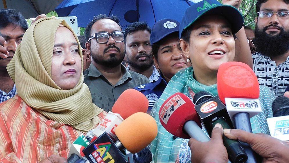 দেড় বছরের সরকারের কাছে এত দাবি করলে কিভাবে করব: পরিবেশ উপদেষ্টা