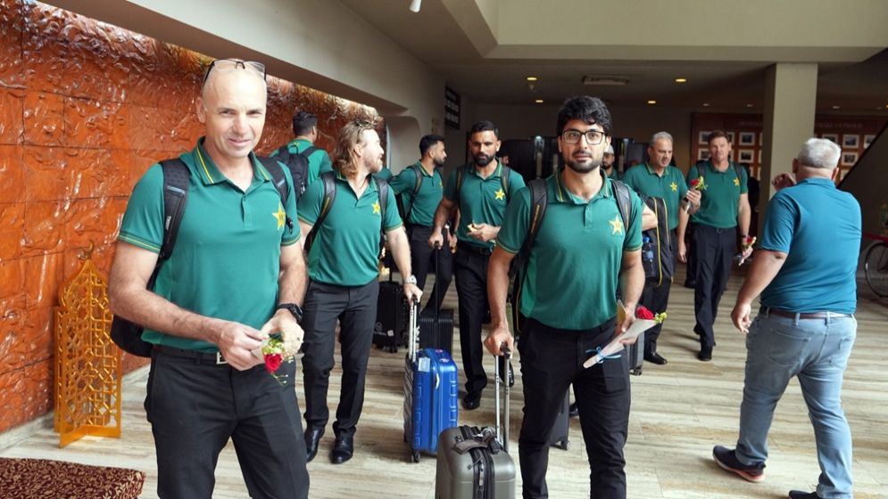 সিরিজ খেলতে ঢাকায় পাকিস্তান দল