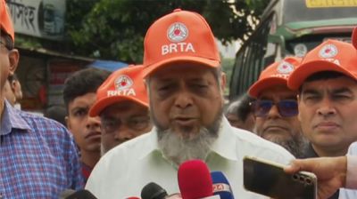 সড়কে শৃঙ্খলা ফিরিয়ে আনতে নেওয়া হচ্ছে কঠোর পদক্ষেপ