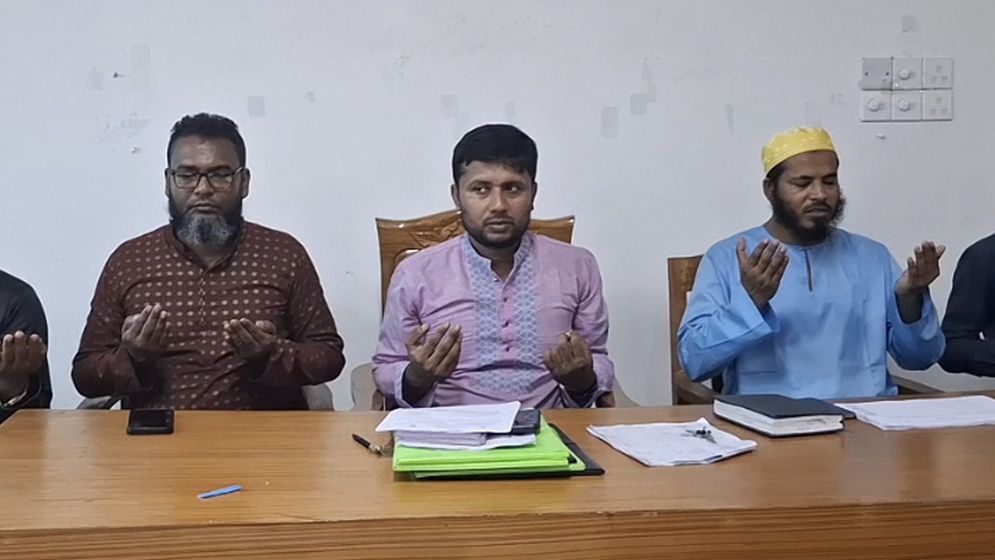 ‘যুগান্তর পড়ে আমরা উপকৃত হচ্ছি’