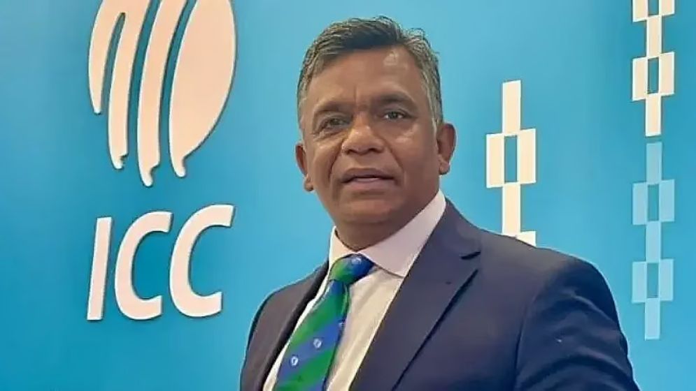 ক্রিকেটীয় ‘রাজনীতি’ বুঝতে পারেননি বুলবুল?