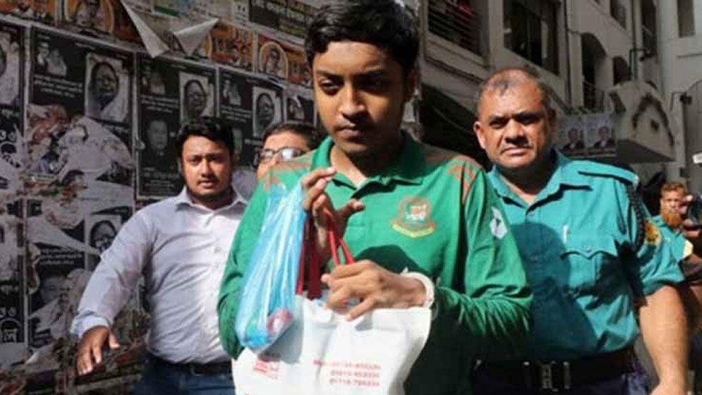 যেভাবে ‘হত্যা-মামলা’ থেকে ‘অব্যাহতি’ পেল ফাইয়াজ