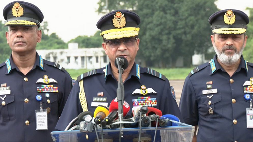 দুর্ঘটনা নিয়ে লুকানোর বা গোপন করার কিছু নেই: বিমান বাহিনী প্রধান