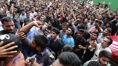 মাইলস্টোন শিক্ষার্থীদের বিক্ষোভ, দুই উপদেষ্টার সঙ্গে আলোচনা চলছে