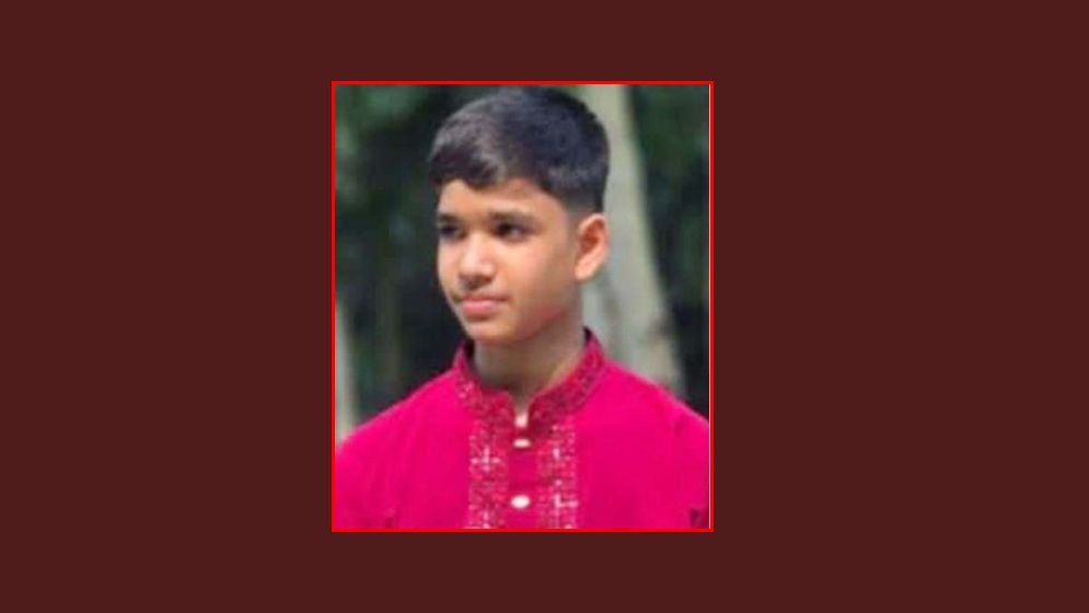 পাইলট হওয়ার প্রতীতি ছিল ক্লাসের ফার্স্টবয় তানভীরের