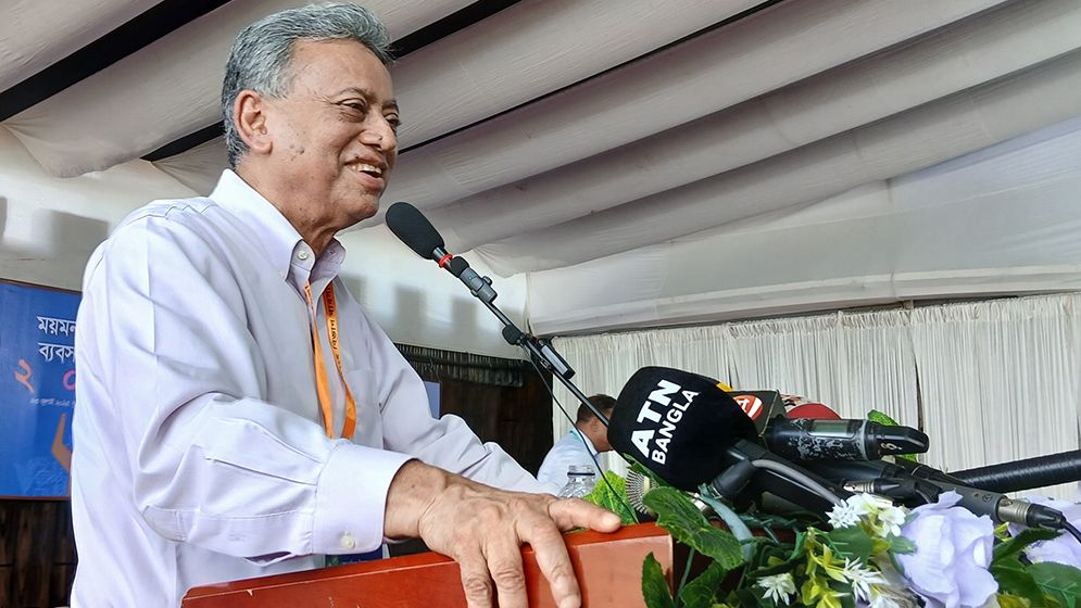 শুধু রাজনৈতিক গণতন্ত্রায়নের মাধ্যমে দেশ এগিয়ে যাবে না: আমির খসরু