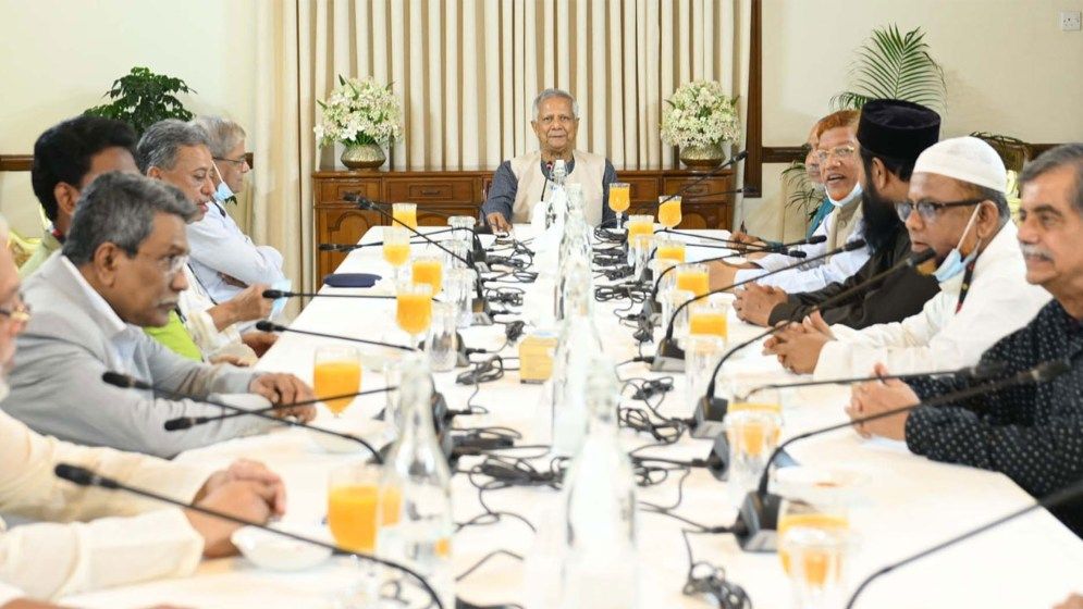 ফ্যাসিবাদবিরোধী দলগুলোর ঐক্য আরও বেশি দৃশ্যমান করতে হবে: প্রধান উপদেষ্টা