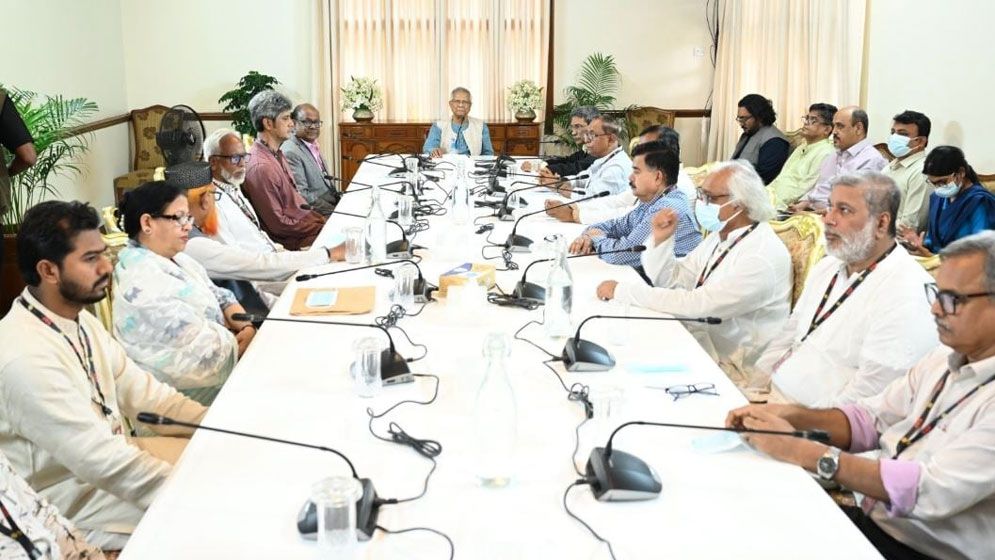 পরাজিত শক্তির নানা ষড়যন্ত্রের লক্ষণ দেখা যাচ্ছে: প্রধান উপদেষ্টা