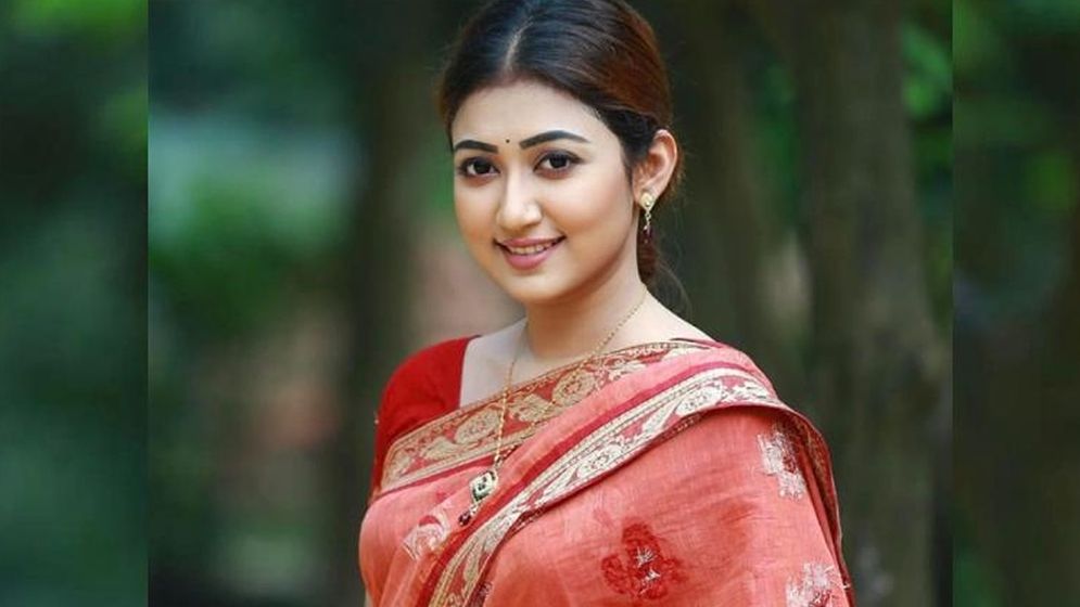 নির্মাতা স্বামীর বিরুদ্ধে গুরুতর অভিযোগ তুললেন অভিনেত্রী মানসী